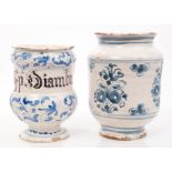 Early 18th century Italian blue and white Majolica drug jar with Gothic lettering and floral scroll