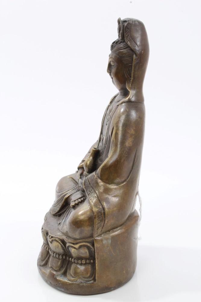 Chinese bronze figure of Guanyin seated on lotus flower base - character mark to base, 16. - Image 2 of 5