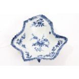 18th century Worcester blue and white leaf-shaped pickle dish with painted floral decoration and