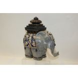 Impressive Lladro porcelain limited edition model of an elephant, numbered 27/2000,