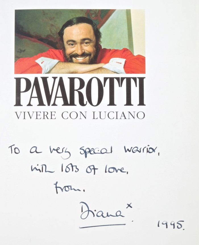 Diana Princess of Wales - signed and inscribed book - Pavarotti Vivere Con Luciano,