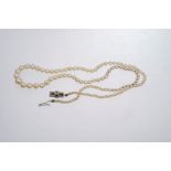 Cultured pearl necklace with a single string of graduated cultured pearls, 6.6mm to 2.