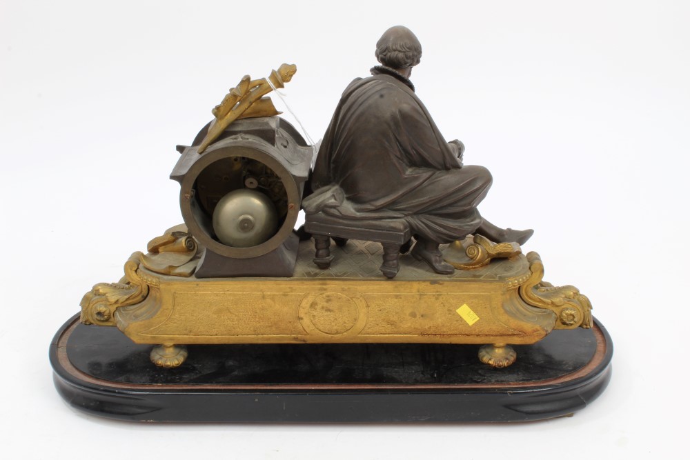 Late 19th century French bronzed and gilt metal mantel clock decorated with figure of Shakespeare - Image 4 of 5