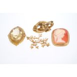 Four brooches - to include gold (9ct) citrine brooch / pendant, gold (9ct) seed pearl spray brooch,