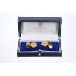 Pair Mappin & Webb gold (18ct) cufflinks with knot design (London 1990),