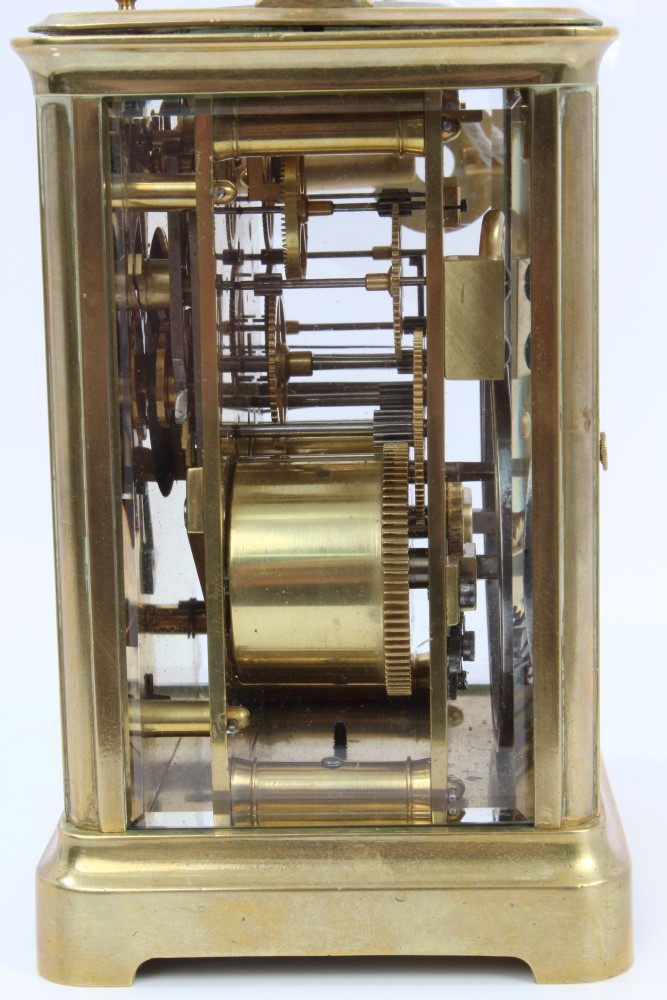 Late 19th century French repeating carriage clock in brass case with white enamelled dial and - Image 2 of 5