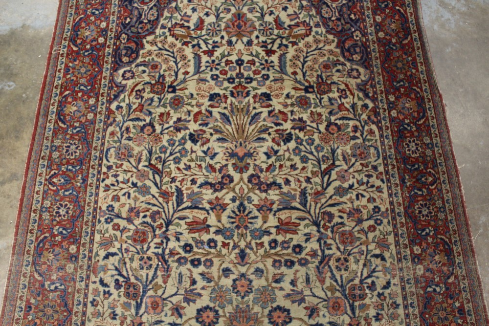 Good part silk Kashan rug - cream field with urn issuing scrolling flowering foliage within meander - Image 4 of 9
