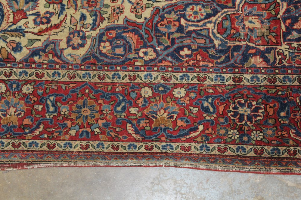 Good part silk Kashan rug - cream field with urn issuing scrolling flowering foliage within meander - Image 8 of 9