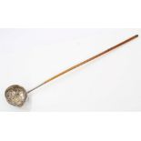 18th century silver toddy ladle with turned rhinoceros horn handle,