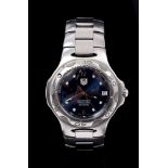 Gentlemen's Tag Heuer Chronometer Automatic Calendar wristwatch with blue dial in steel case with