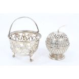 Victorian silver sugar basket frame of circular form, with pierced foliate decoration,