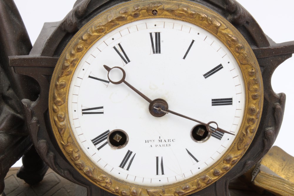 Late 19th century French bronzed and gilt metal mantel clock decorated with figure of Shakespeare - Image 2 of 5