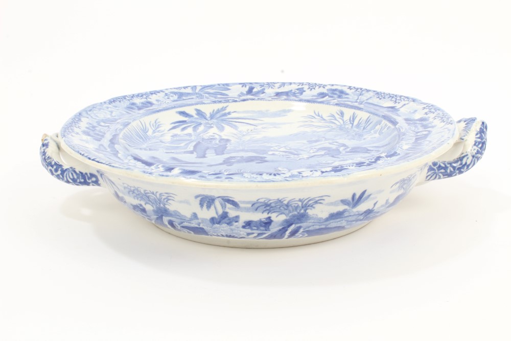 Early 19th century Spode blue and white hot water plate, - Image 2 of 6