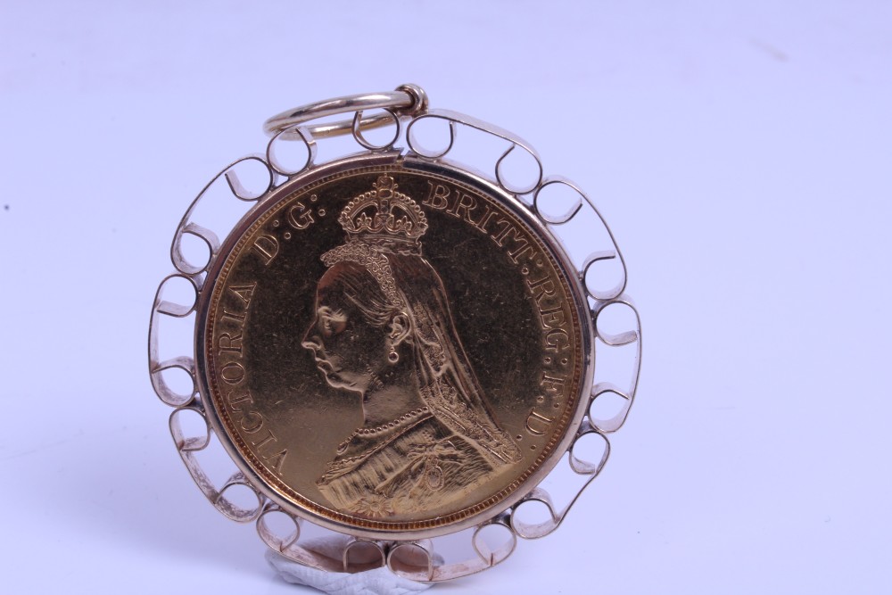 G.B. Victoria J.H. gold Five Pounds 1887 mounted in 9ct gold hallmarked ring mount. AEF (N.B. - Image 2 of 2