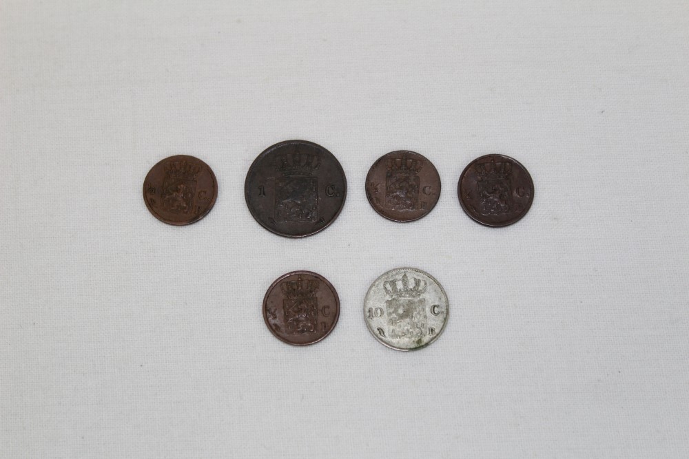 Netherlands - mixed coinage - to include silver Ten Cents 1837B. F, copper Cent 1821.
