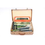 Railway - 00 gauge selection of boxed and unboxed items - including Hornby Wrenn and others,