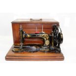 Victorian Singer sewing machine with gilt ornament, signed - The Singer Manufacturing Company,