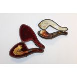 Good late 19th century meerschaum cheroot holder carved with a horse's hoof with white metal shoe