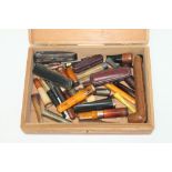 Collection of plain stem cheroot holders and cigarette holders - to include two gold (9ct) mounted