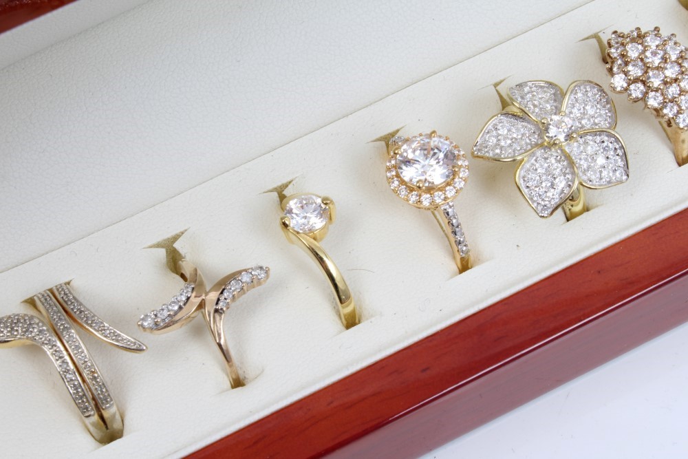 Collection of silver gem set dress rings in two display boxes - Image 2 of 7