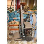 Petter air-cooled diesel engine mechanical sack lifter