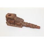 Finely carved Black Forest-style pipe of large proportions,