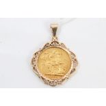 Gold Victoria Sovereign - 1901,