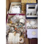 Quantity of vintage costume jewellery, cufflinks,