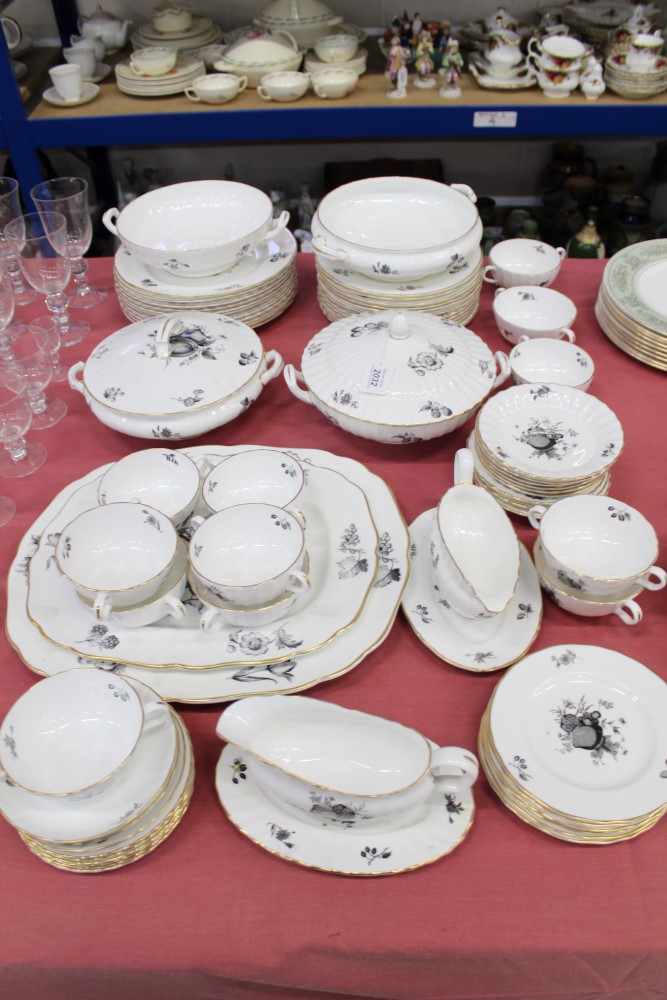 Royal Worcester Delecta Z-2820 dinner service (57 pieces) - Image 2 of 2