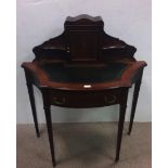 Exceptional Quality Edw Inlaid Mahogany Leather Top Ladies Desk