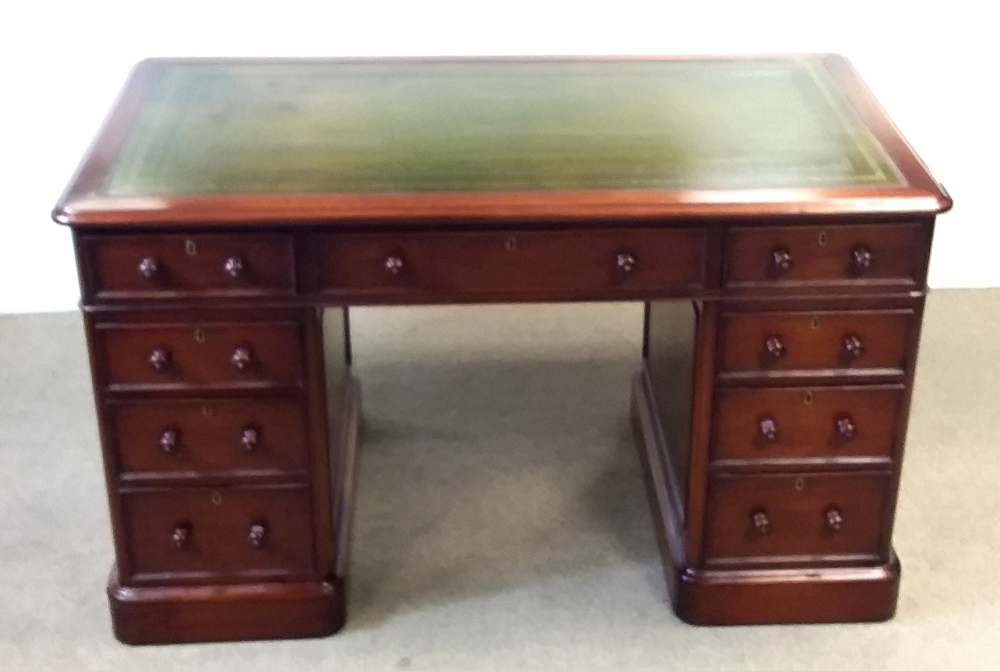 Stunning Quality Vict Style Mahogany Twin Pedestal Desk Dimensions: 130cm W 70cm D 78cm H