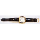 An 18ct. gold cased Chopard gentleman's automatic wristwatch with cushion case, date aperture and