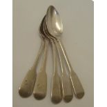 Five late Georgian matching silver fiddle pattern teaspoons - London 1828