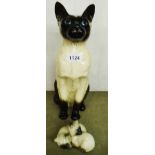 A 14" Beswick fireside Siamese cat 2139 and two kittens