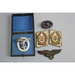 A BOXED AND ORIGINAL WWII NAZI LUFTWAFFE BEOBACHTER WHITE METAL OBSERVERS BADGE, with the riveted
