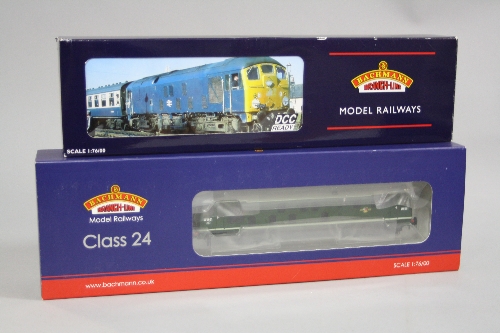 TWO BOXED BACHMANN OO GAUGE CLASS 24 LOCOMOTIVES, no. D5013 (32-430) and no. D5061 (32-430B) both in