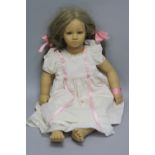 A BOXED ANNETTE HIMSTEDT COLLECTORS DOLL, 'Fiene', nape of neck marked with name and signature,
