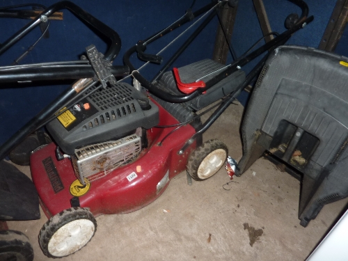 A MOUNTFIELD SELF PROPELLED PETROL LAWNMOWER, with grassbox