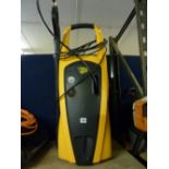 A JCB PW20TSS 2000W HIGH PRESSURE WASHER, with accessories