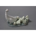 A BOXED LLADRO FIGURE GROUP, Ducklings and Mother No.1307