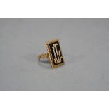 A 9CT VICTORIAN MOURNING RING, size N