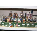 A ROBERT HARROP CAMBERWICK GREEN COLLECTION, majority of items boxed, includes larger pieces,