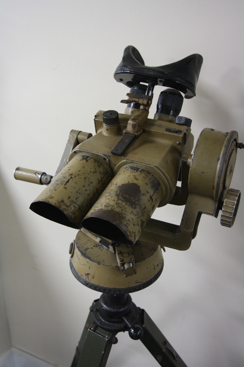 GERMAN WWII BATTLESHIP BINOCULARS, 'CXN' code D.F. 10 x 80 numbered 25569, 19558 F, mounted on a