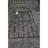 AN ARCHED MODERN WROUGHT IRON GATE, approximate height 190cm x width 100cm