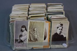 CARTE DE VISITE PHOTOGRAPHS, approximately three hundred and fifty in total, mainly portraits