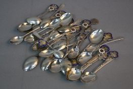 A COLLECTION OF 20TH CENTURY GOLF RELATED TEASPOONS, including enamelled Sutton Coldfield and Moor