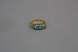 AN EARLY 20TH CENTURY 18CT GOLD TURQUOISE AND DIAMOND HALF HOOP RING, scroll design shoulders, total