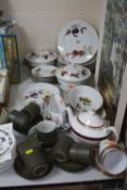 A QUANTITY OF ROYAL WORCESTER 'EVESHAM' PATTERN OVEN TO TABLEWARES, together with other ceramics,