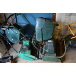 AN ATCO COMMODORE B17 PETROL CYLINDER MOWER, with grass box (2)