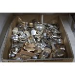 A BOX OF MIXED PLATED WARE